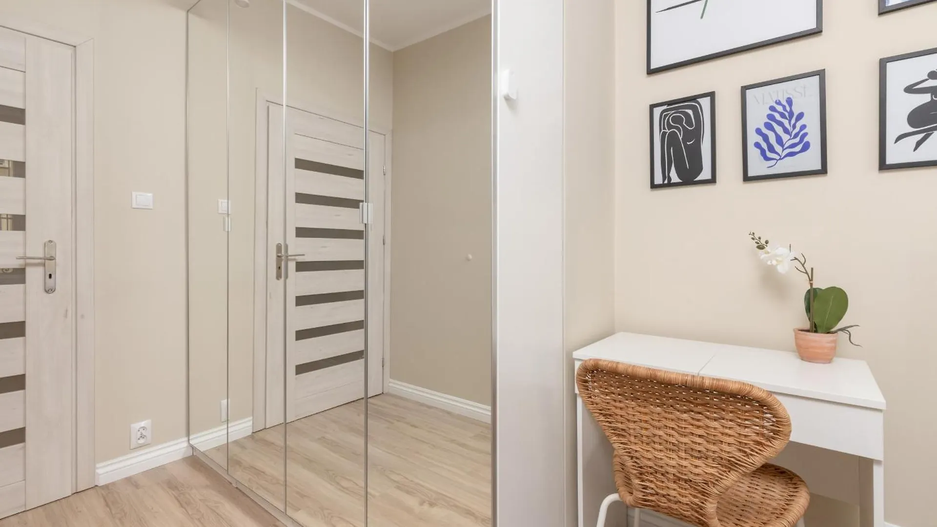 Apartment Gdansk Old Town Kolodziejska By Noclegi Renters Polska
